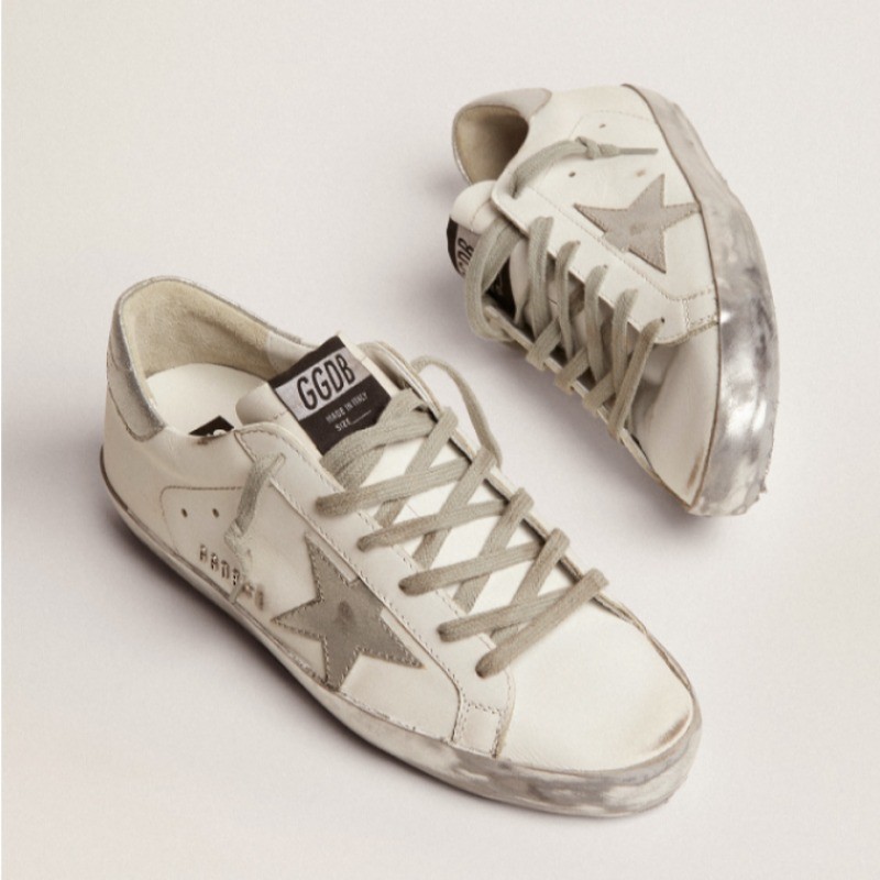 Women's Super-Star with silver sparkle foxing and metal stud lettering sneakers Size 9